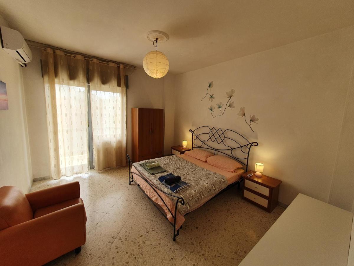 Train Station Comfy Apartamento *